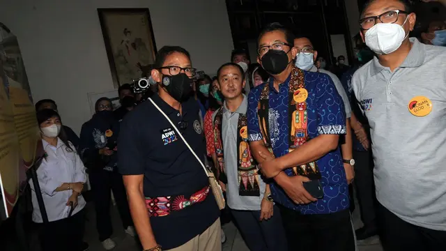 Menteri Pariwisata dan Ekonomi Kreatif, Sandiaga Uno, mengunjungi Kawasan Pecinan Glodok, Tamansari, Jakarta Barat (Istimewa)
