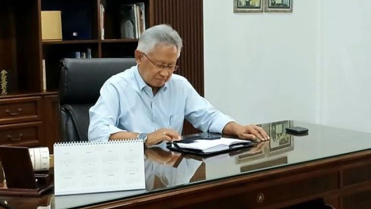 Mendikbud Tegaskan Tidak Ada Pemecatan di Kemdiktisaintek