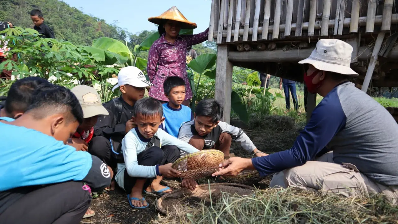 Sekolah Ekologi Proyeksi Tata Kelola Kemandirian Pangan Purwakarta