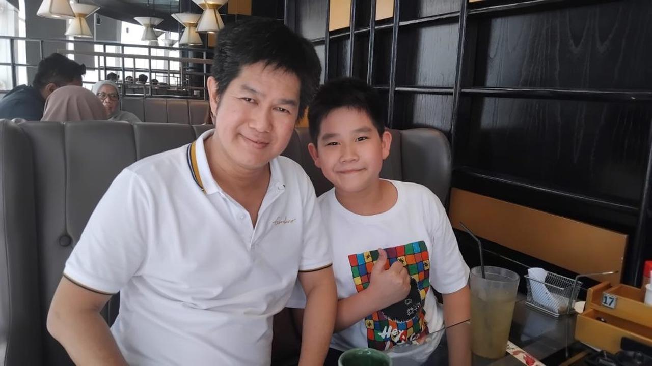 Detektif Jubun dan anaknya, Nathan.