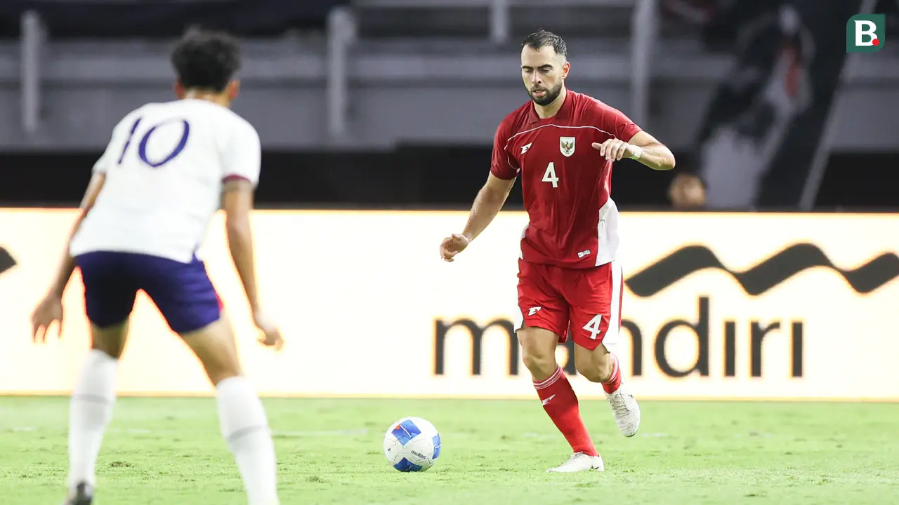 Foto: Aksi Duet Bek Tangguh Persija di Lini Pertahanan Timnas Indonesia, Gawang Skuad Garuda Tak Tersentuh Gol