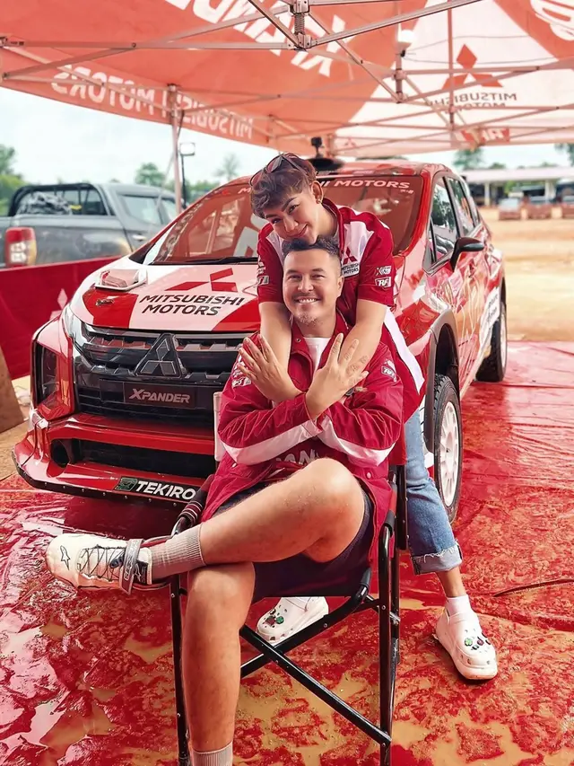 Rifat Sungkar dan Sissy Priscillia sedang sibuk pindahan rumah