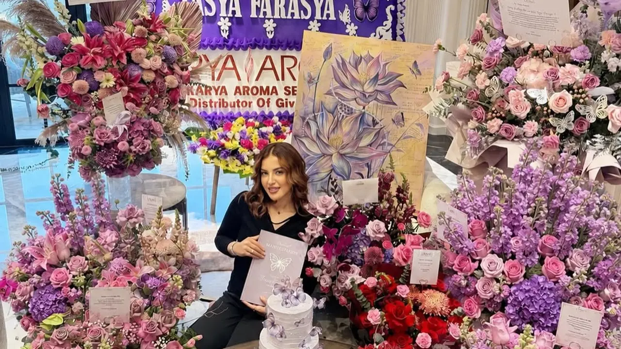 Ulang Tahun ke 34, Tasya Farasya Banjir Hadiah Tas Hermes Rp1,2 Milyar hingga Lukisan Bunga Lotus