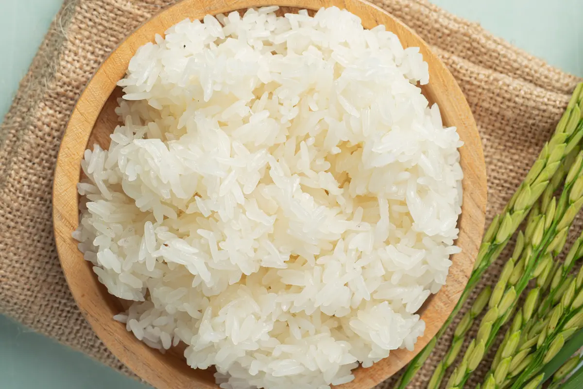 Cara Menghangatkan Nasi Sisa Supaya Tetap Pulen dan Harum