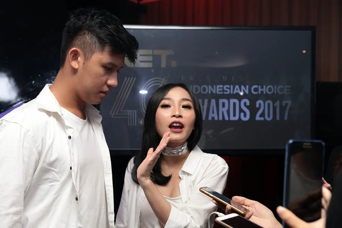 [Bintang] Rinni Wulandari dan Jevin Julian