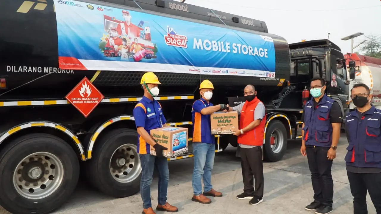 Pastikan Distribusi BBM & LPG Lancar, Direktur Logistik & Infrastruktur Pertamina Tinjau Langsung Satgas RAFI 2021