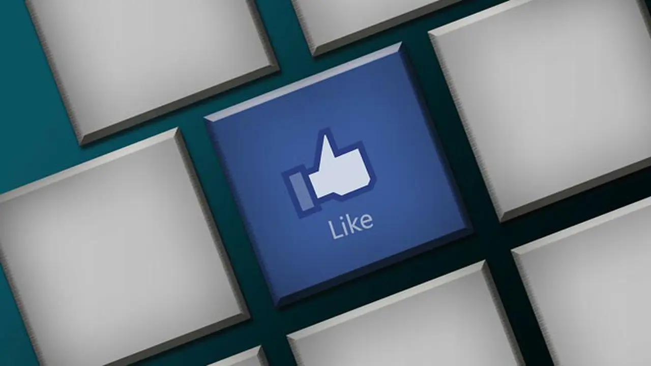 8 Hal Paling Menjengkelkan di Facebook