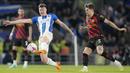 Pemain Brighton and Hove Albion, Evan Ferguson, melepaskan tendangan saat melawan Manchester City pada laga Liga Inggris di Stadion AMEX, Rabu (24/5/2023). Kedua tim bermain imbang 1-1. (AP Photo/Kirsty Wigglesworth)