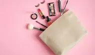 8 Pouch Makeup Estetik yang Bikin Koleksi Riasan Tetap Rapi saat Bepergian