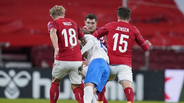 FOTO: Eriksen Cetak Brace, Denmark Tatap Laga Menentukan Kontra Belgia