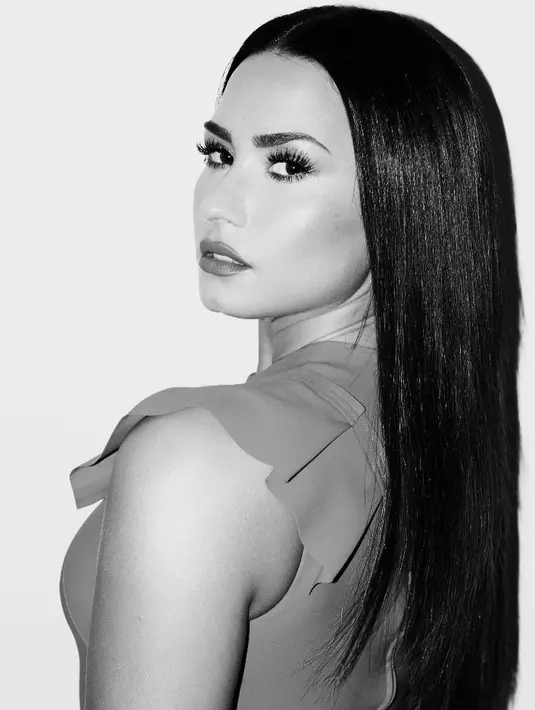 Dilansir dari HollywoodLife, sumber mengatakan bahwa Demi berharap ia tak perlu lagi merasakan sesuatu yang seperti ini di kemudian hari. (instagram/ddlovato)