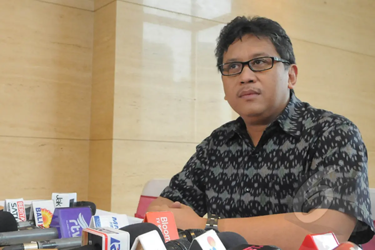 Hasto Kristiyanto Pamer Alat Anti Sadap