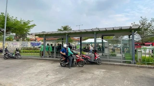 PT KAI Daop 1 Jakarta memastikan di area parkir Stasiun Bekasi Timur tidak ada pungutan liar seperti informasi beberapa saat lalu di media sosial. (Dok KAI)