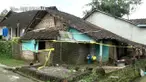 Seorang wanita dibunuh dan dicor di kamar mandi rumah.