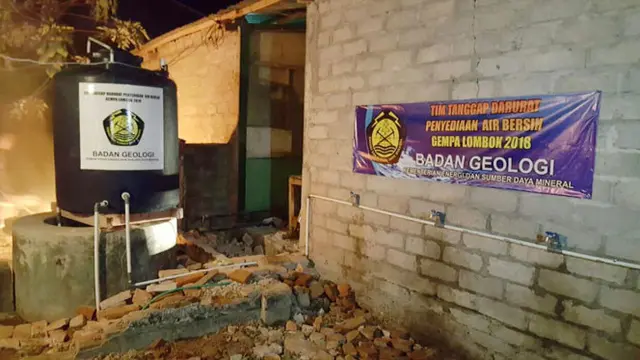 Bantu Atasi Krisis Air Bersih Korban Gempa Lombok Kementerian ESDM Bantu Suplai Sumur Bor di Dekat Lokasi Pengungsian