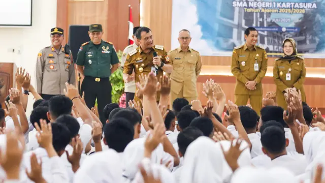 Hidupkan Perangkat Sekolah dan Ekstrakurikuler