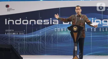 Presiden Joko Widodo memberi sambutan saat menghadiri Indonesia Banking Expo (IBEX) 2019 di Jakarta, Rabu (26/11/2019). IBEX 2019 untuk memberi rekomendasi terkait konsolidasi keuangan dan bisnis fintech guna menciptakan ekosistem keuangan yang kuat, efektif dan efisien. (Liputan6.com/Angga Yuniar)