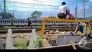 Diharapkan dengan adanya jalur tambahan ini, penumpang di Stasiun Manggarai bisa tertampung, Jakarta, Jumat (22/8/2014) (Liputan6.com/Faizal Fanani)