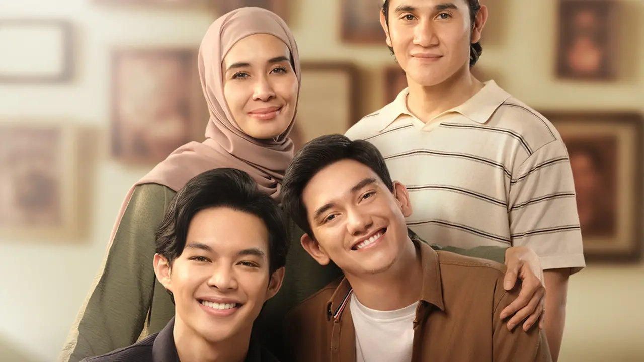 Poster film "Sabtu Bersama Bapak". (Foto: Prime Video)