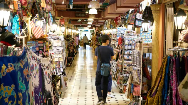 Ilustrasi toko-toko souvenir/freepik.com/freestockcenter