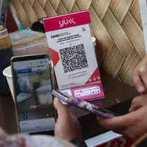 Deputi Gubernur Bank Indonesia Doni Primanto Joewono mengungkapkan bahwa perhitungan batasan Rp 100.000 ini sudah dihitung dengan data yang dikumpulkan BI. (Liputan6.com/Angga Yuniar)