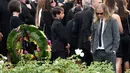 Jerry Cantrell menghadiri upacara pemakaman Chris Cornell di Hollywood Forever Cemetery di Los Angeles, AS (26/5). (Photo by Chris Pizzello/Invision/AP)