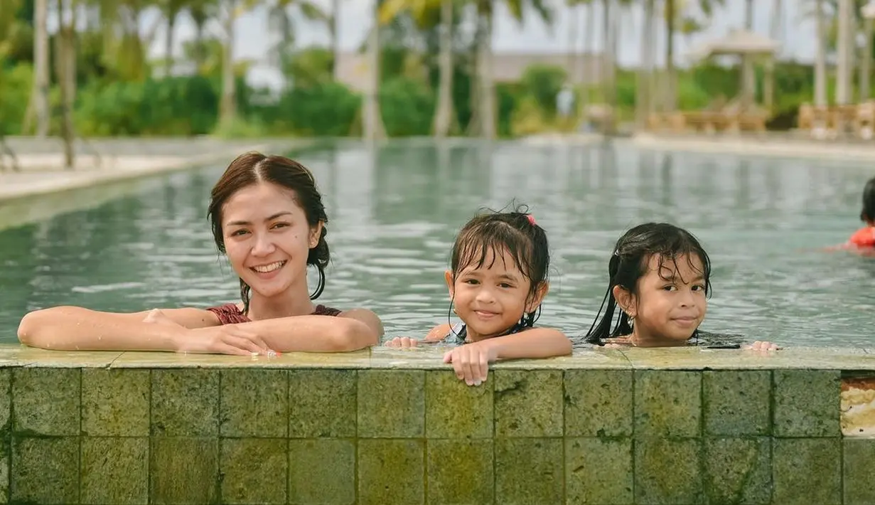 Surya Insomnia dan Tyara Renata (Instagram/tyararenata)