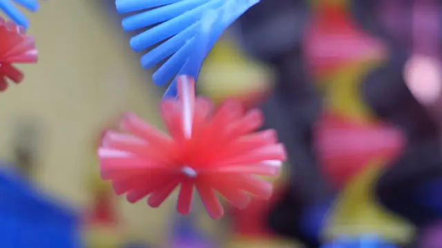 Hiasan Dinding - Vania