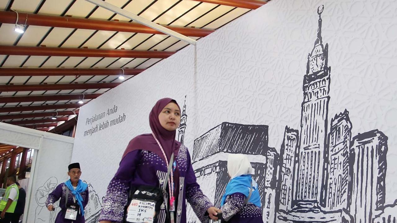 FOTO: Melihat Keberangkatan Jemaah Haji dari Terminal Khusus Haji Bandara Soekarno-Hatta