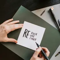 Upaya untuk green living./copyright pexels/Photo by Vlada Karpovich