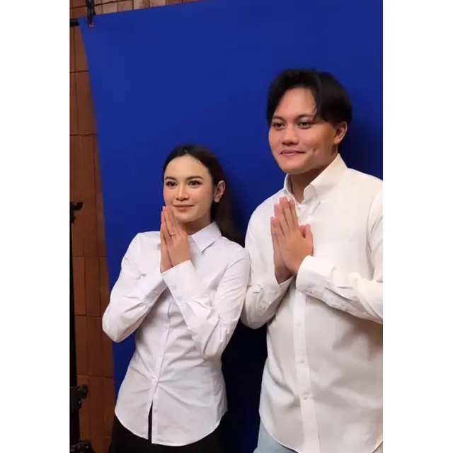 6 Momen Rizky Febian dan Mahalini Foto Latar Biru, Menikah 5 Mei Mendatang