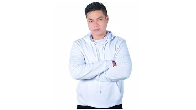 Selain itu, belum lama ini Bagus menjadi model video klip sebuah band.