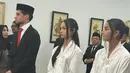 Kevin Diks dan dua pemain keturunan lainnya, Noa Leatomu dan Estella Loupatty, telah resmi menjadi Warga Negara Indonesia (WNI). (Dok PSSI)