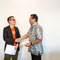CEO dan Co-Founder Pitik, Arief Witjaksono dan Assistant Vice President dari PT Charoen Pokphand Indonesia, Tbk – Antoni melakukan penandatanganan nota kesepahaman. Dok: Pitik