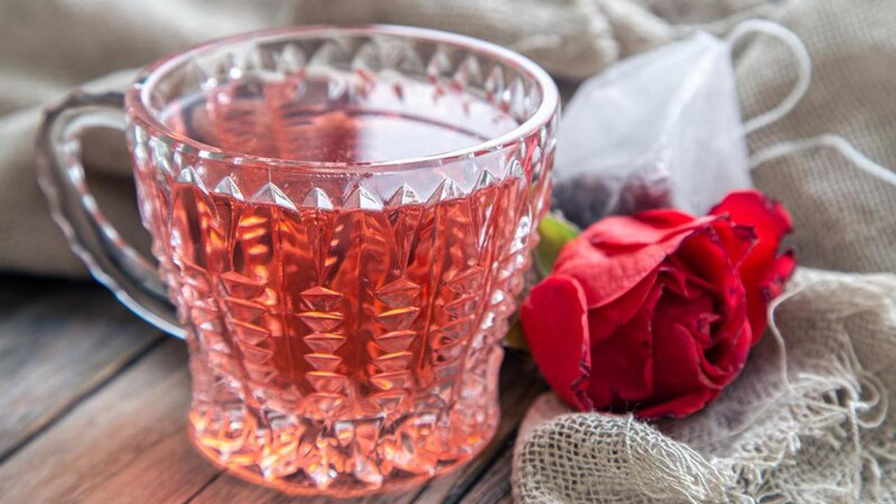 Sering Dianggap Mistis, Ini Manfaat Mengonsumsi Teh Bunga Mawar untuk Perempuan yang Jarang Diketahui