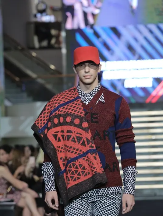 Chu Suwannapha juga pernah menjadi stylist untuk beberapa label, seperti Levi's, Brides & Home, dan GQ. (Liputan6.com/Pool/PR Magnifique)
