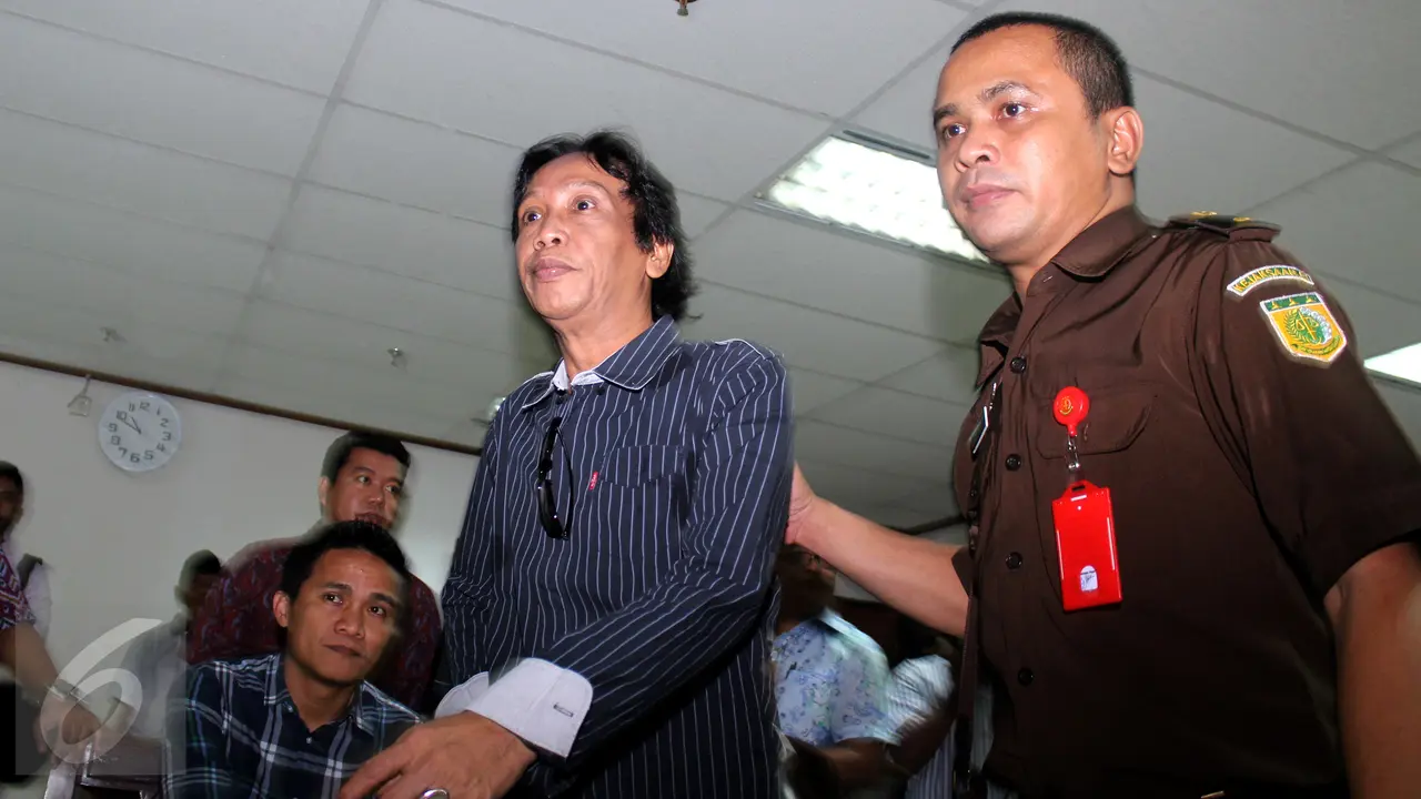 20150820-Jalani Sidang Perdana, Komedian Mandra Pasrah-Jakarta