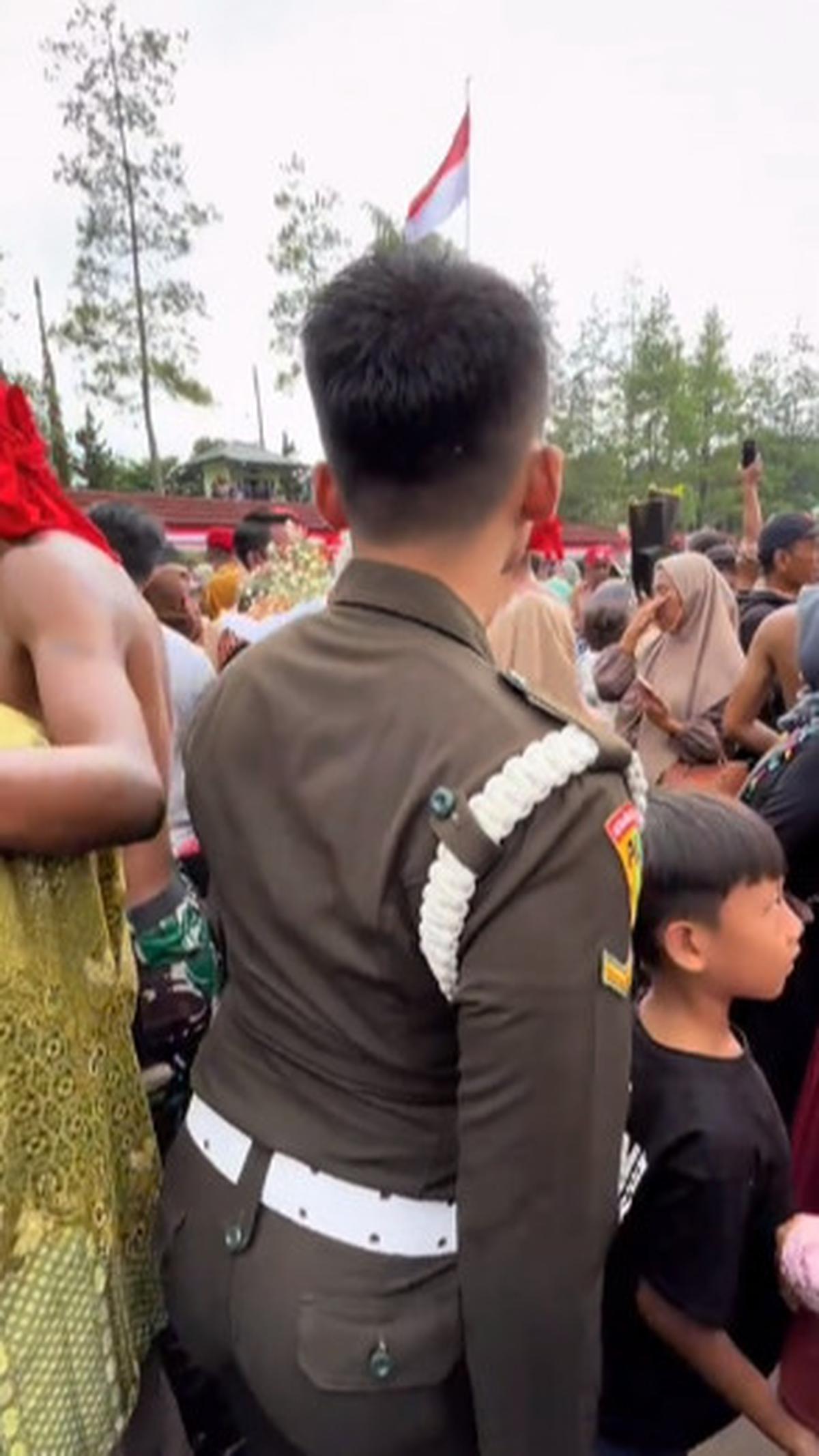 Momen tersebut nampak dalam sebuah video singkat milik akun TikTok @f47hulk.