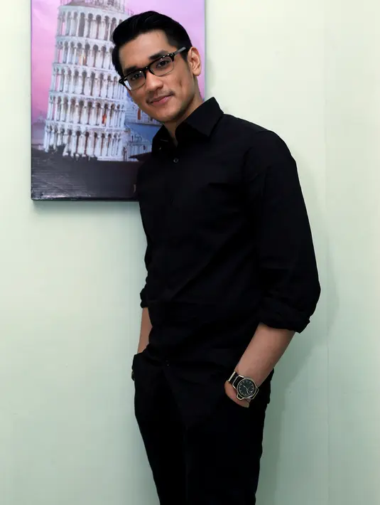Afgan akan menjadi satu-satunya penyanyi solo yang akan membawa band, karena ia akan memberikan persembahan spesial ke pemirsa SCTV. (Wimbarsana/Bintang.com)