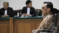 Terdakwa kasus korupsi pengadaan simulator SIM di Korlantas Polri, Brigjen (Pol) Didik Purnomo menjalani sidang di Pengadilan Tipikor, Jakarta, Senin (16/3/2015). Didik dituntut dengan hukuman pidana penjara tujuh tahun. (Liputan6.com/Helmi Afandi)