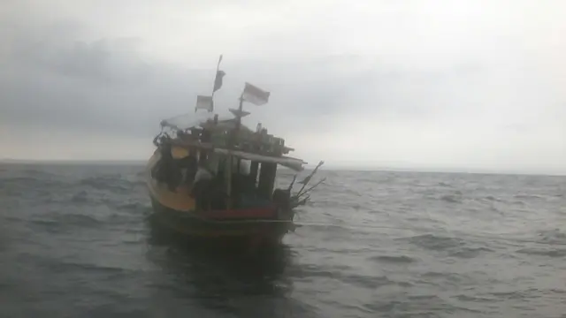 Kisah Nelayan Tiga Hari Titip Nyawa Di Kapal Rusak