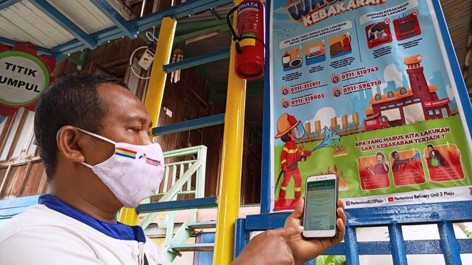 Aplikasi Patra Siaga Pertamina Palembang, yang akan terhubung ke nomor WhatsApp petugas Wak Jago ketika ada laporan kebakaran di Palembang Sumsel (Liputan6.com / Nefri Inge)