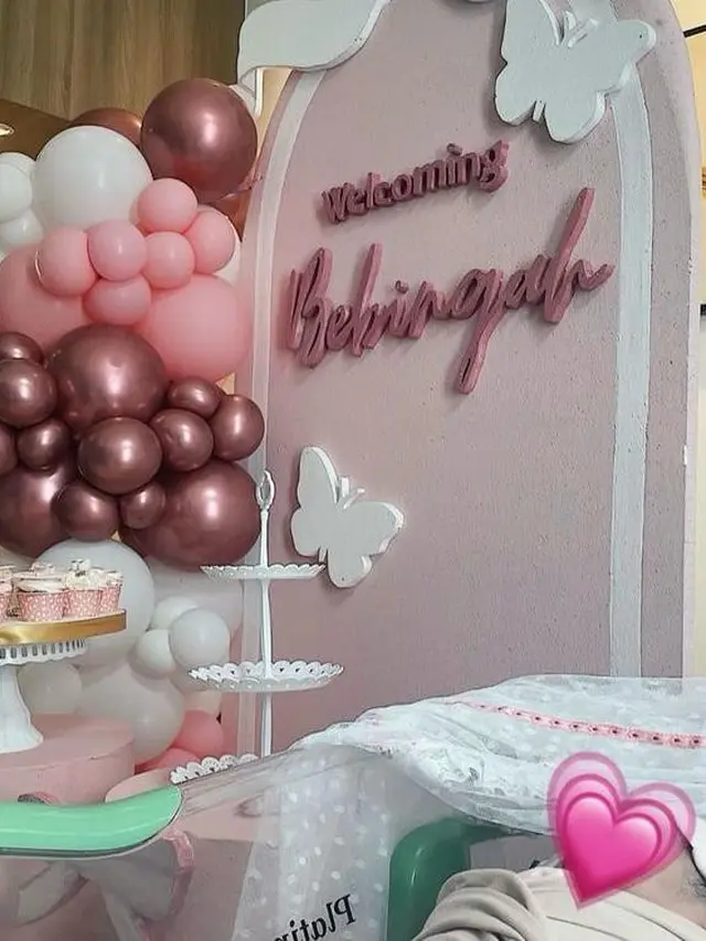 Potret Erina Gudono Dibalut Midi Dress Pink, Tampil Perdana setelah Melahirkan