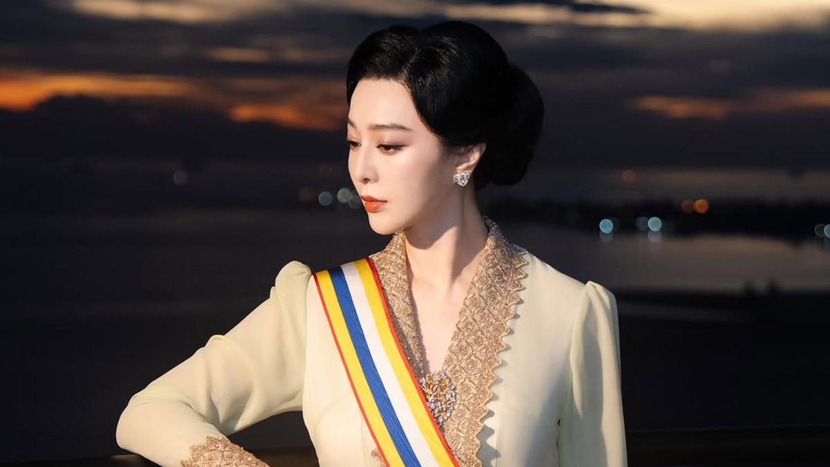 6 Pesona Kebaya Kurung Fan Bingbing, Elevansi Elegansi yang Nyata