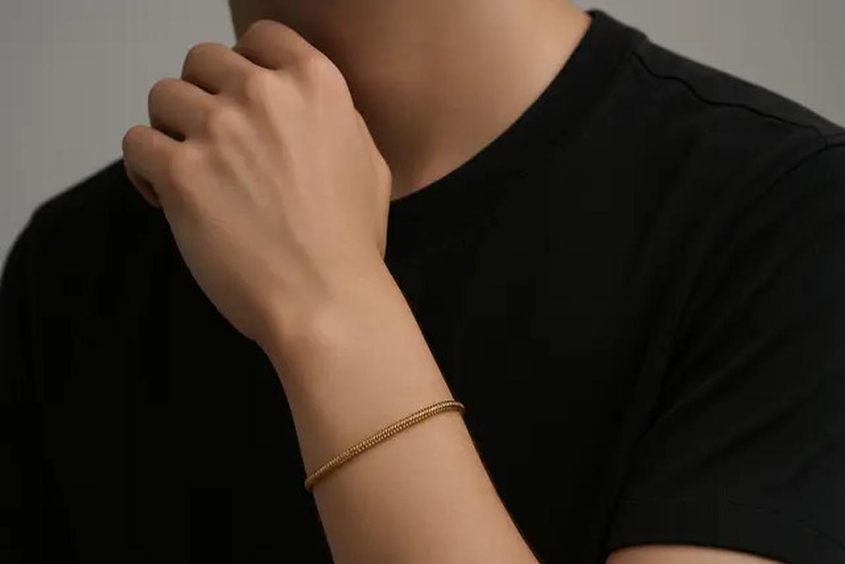 7 Tren Gelang Kecil Tapi Berat Pilihan Favorit Anak Muda, Estetik dan Elegan di 2025