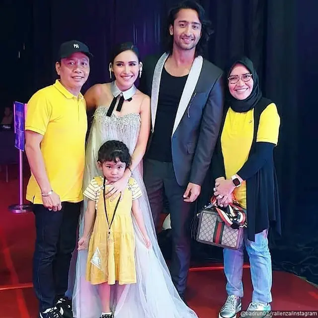 Ayu Ting Ting dan Shaheer Sheikh
