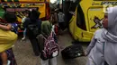 Menurutnya, arus balik yang masuk ke melalui Terminal Lebak Bulus ini datang secara bertahap setiap harinya dan jumlahnya juga masih sangat sedikit.  (Liputan6.com/Johan Tallo)
