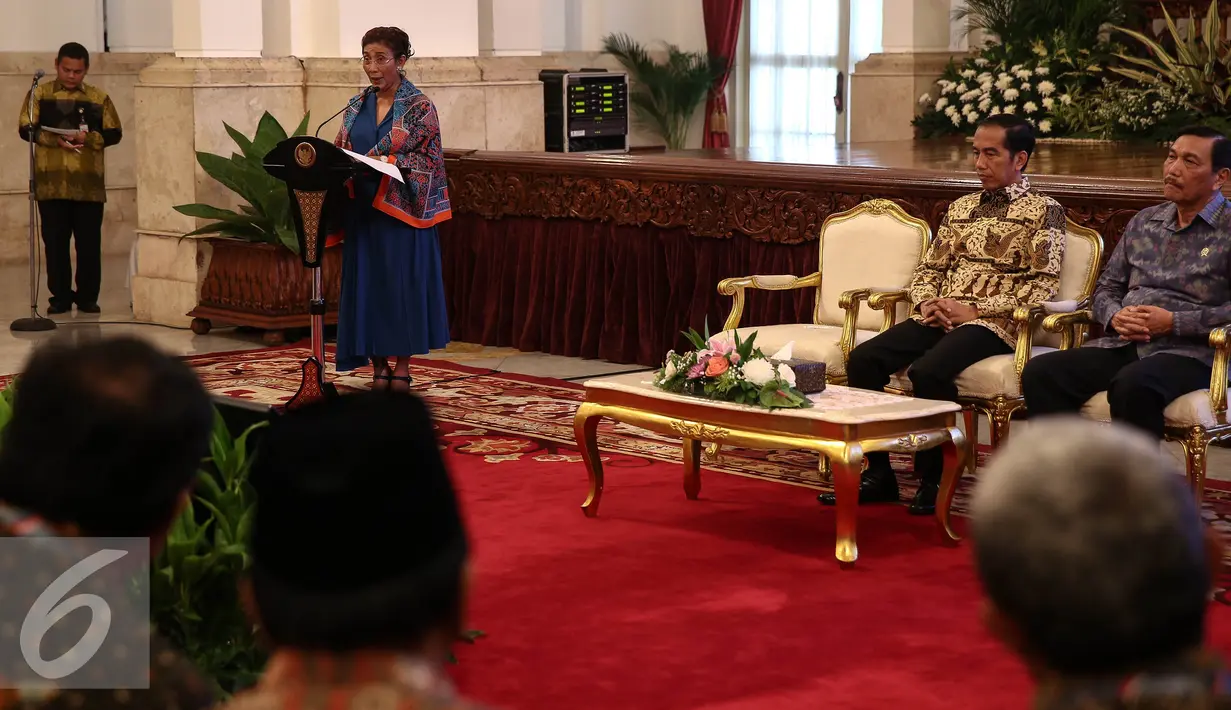 Menteri Kelautan dan Perikananan Susi Pudiastuti memberikan paparan dalam Rapat Koordinasi Nasional Satuan Tugas Pemberantasan Penangkapan Ikan Secara Ilegal (Satgas 115) di Istana Negara, Jakarta, Rabu (29/6). (Liputan6.com/Faizal Fanani)