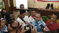 Calon Gubernur Jawa Tengah Sudirman Said berbicara E-KTP kepada sejumlah jurnalis. (foto: Liputan6.com/edhie prayitno ige)