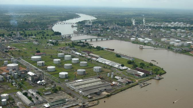 Lika-liku Perjalanan Minyak Mentah Pertamina Palembang ...